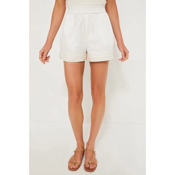 TUCKERNUCK White Embroidered Alex Shorts Size M NWT Retail $128 Tuckernuck